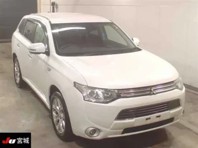 Mitsubishi OUTLANDER PHEV