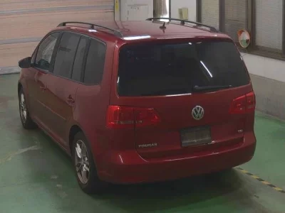 Volkswagen GOLF TOURAN