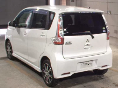 Mitsubishi EK WAGON