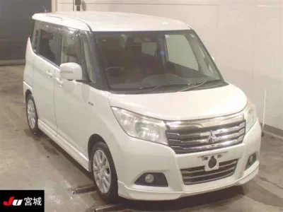 Mitsubishi DELICA D2