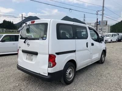 Nissan NV200