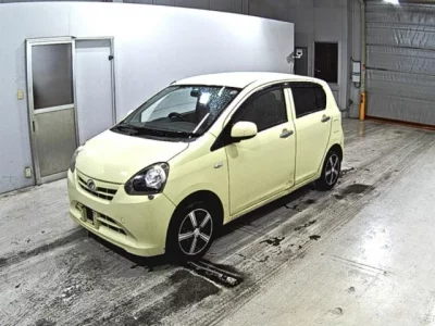 Daihatsu MIRA E S