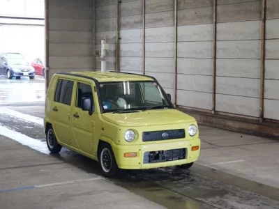 Daihatsu NAKED