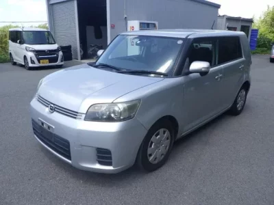 Toyota COROLLA RUMION