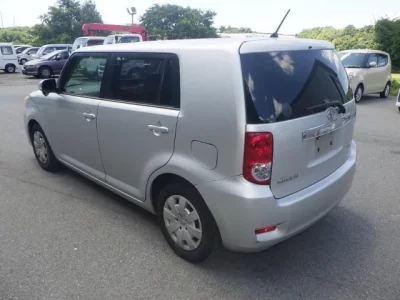 Toyota COROLLA RUMION