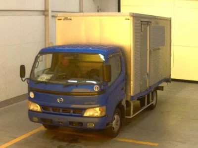 Hino DUTRO