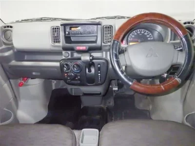 Mitsubishi MINICAB VAN
