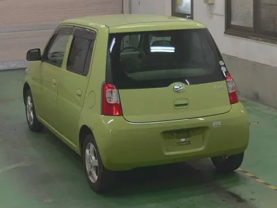 Daihatsu Esse