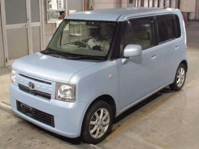 Toyota PIXIS SPACE