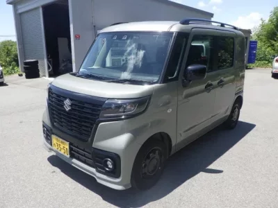 Suzuki SPACIA BASE