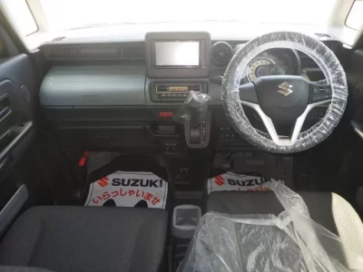 Suzuki SPACIA BASE