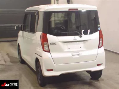Mitsubishi EK SPACE