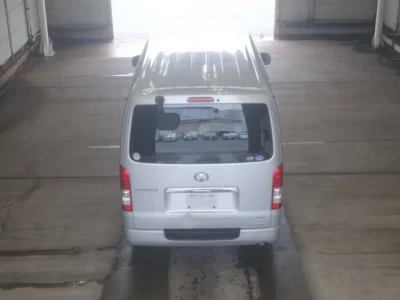 Toyota REGIUS ACE VAN