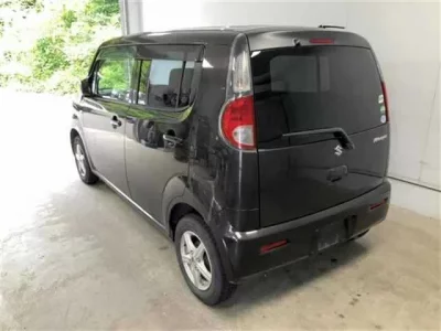 Suzuki MRWAGON
