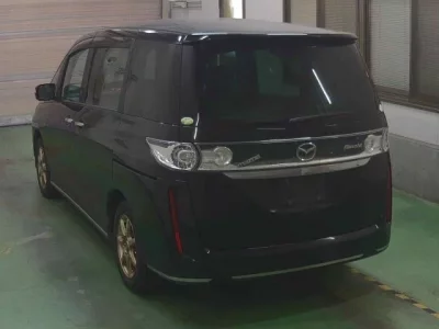 Mazda BIANTE