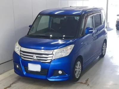 Mitsubishi DELICA D2