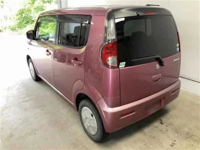 Suzuki MRWAGON