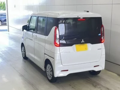 Mitsubishi EK SPACE