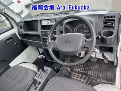 Mitsubishi MINICAB TRUCK