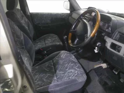 Mitsubishi PAJERO IO