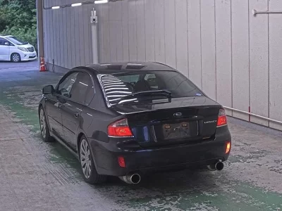 Subaru LEGACY B4