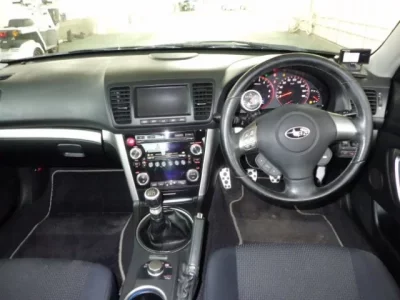 Subaru LEGACY B4
