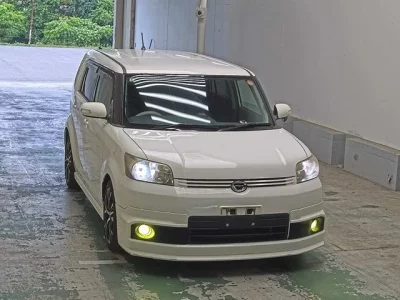 Toyota COROLLA RUMION