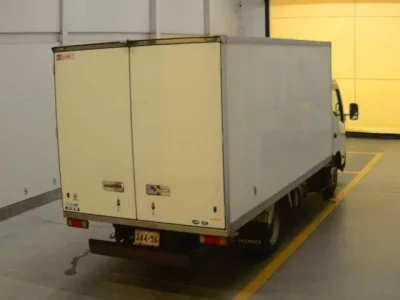 Hino DUTRO