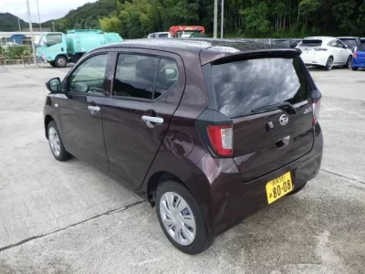 Daihatsu MIRA E S