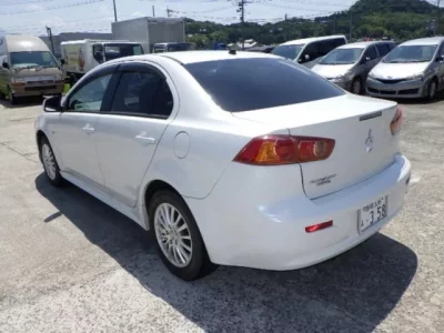Mitsubishi GALANT FORTIS