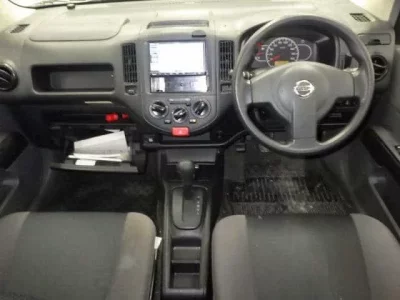 Nissan AD
