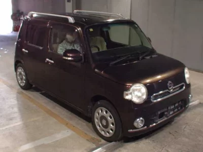 Daihatsu MIRA