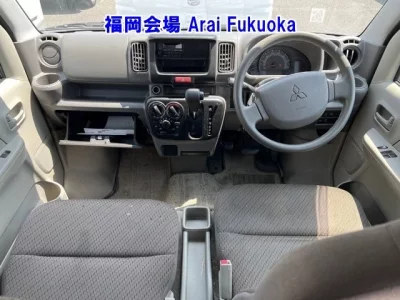 Mitsubishi MINICAB VAN