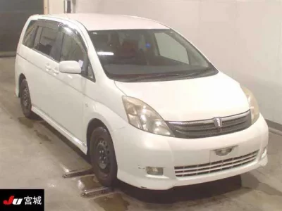 Toyota ISIS