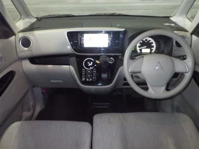 Mitsubishi EK SPACE