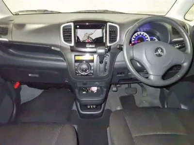Mitsubishi DELICA D2