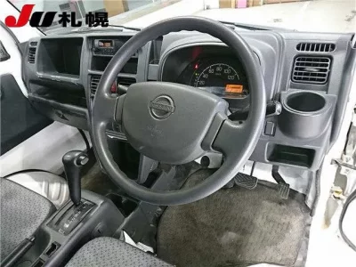 Nissan CLIPPER TRUCK