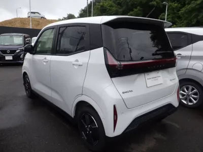 Nissan SAKURA