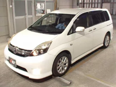 Toyota ISIS
