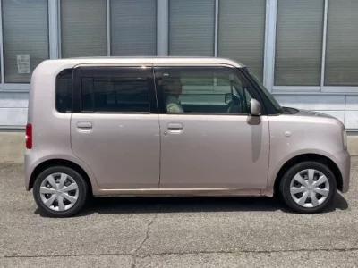 Toyota PIXIS SPACE