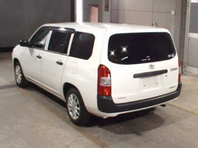 Toyota SUCCEED