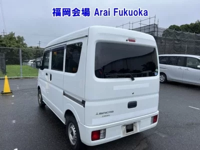 Mitsubishi MINICAB VAN