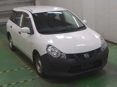 Nissan AD