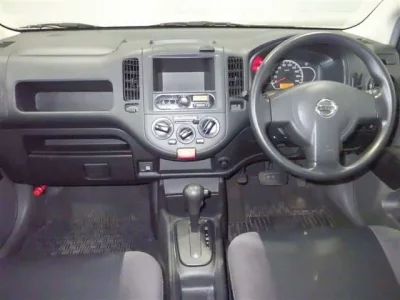 Nissan AD