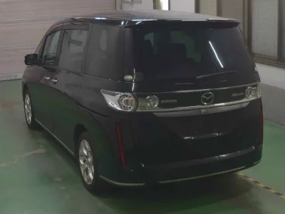 Mazda BIANTE