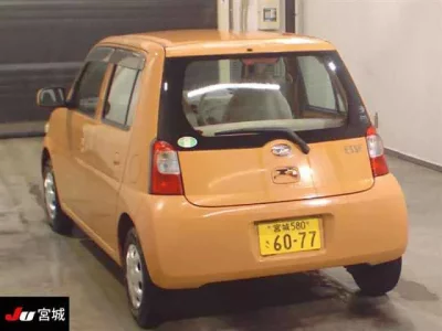 Daihatsu Esse
