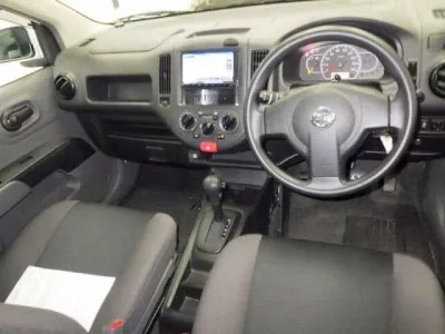 Nissan AD