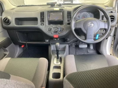Nissan AD