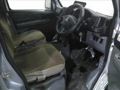 Mitsubishi MINICAB VAN
