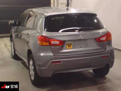 Mitsubishi RVR